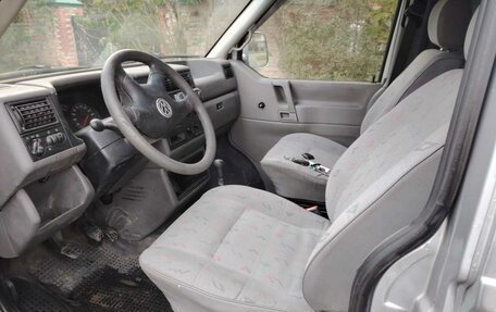 Volkswagen Transporter T4, 2001 год, 1 067 000 рублей, 11 фотография