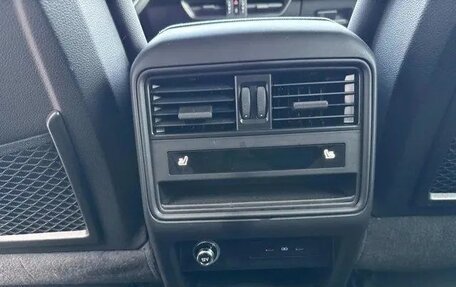 Porsche Cayenne III, 2025 год, 13 215 000 рублей, 17 фотография