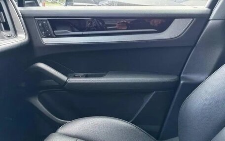 Porsche Cayenne III, 2025 год, 13 215 000 рублей, 24 фотография