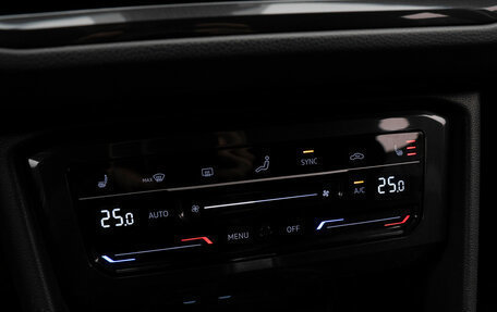 Volkswagen Tiguan II, 2021 год, 3 630 000 рублей, 17 фотография