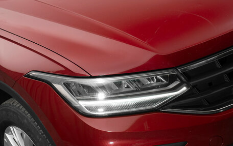 Volkswagen Tiguan II, 2021 год, 3 630 000 рублей, 27 фотография