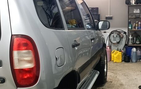 Chevrolet Niva I рестайлинг, 2006 год, 450 000 рублей, 10 фотография