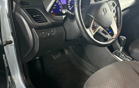 Hyundai Solaris II рестайлинг, 2012 год, 950 000 рублей, 7 фотография