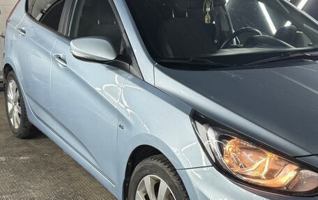 Hyundai Solaris II рестайлинг, 2012 год, 950 000 рублей, 8 фотография