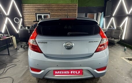 Hyundai Solaris II рестайлинг, 2012 год, 950 000 рублей, 4 фотография