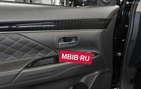 Mitsubishi Outlander III рестайлинг 3, 2022 год, 3 180 000 рублей, 14 фотография