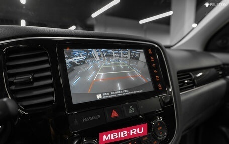 Mitsubishi Outlander III рестайлинг 3, 2022 год, 3 180 000 рублей, 19 фотография