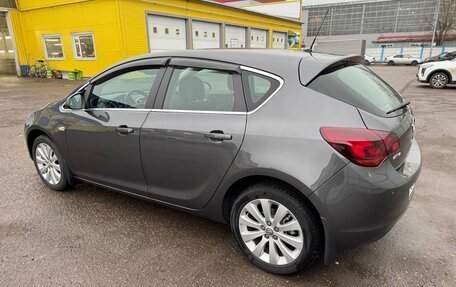 Opel Astra J, 2011 год, 1 500 000 рублей, 3 фотография