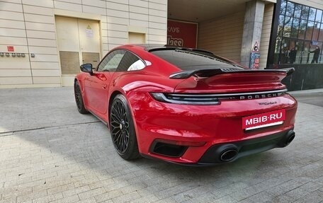 Porsche 911, 2021 год, 27 000 000 рублей, 5 фотография