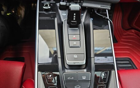 Porsche 911, 2021 год, 27 000 000 рублей, 19 фотография