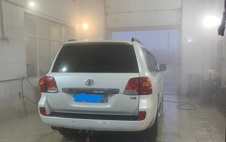 Toyota Land Cruiser 200, 2013 год, 4 000 000 рублей, 3 фотография