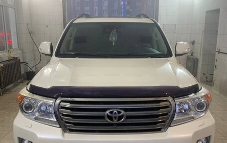 Toyota Land Cruiser 200, 2013 год, 4 000 000 рублей, 12 фотография