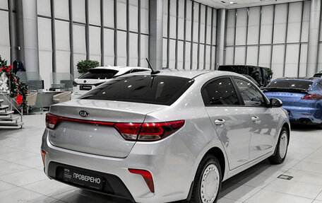 KIA Rio IV, 2018 год, 1 336 000 рублей, 6 фотография