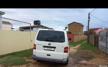 Volkswagen Transporter T5 рестайлинг, 2004 год, 1 450 000 рублей, 3 фотография