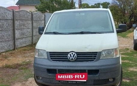 Volkswagen Transporter T5 рестайлинг, 2004 год, 1 450 000 рублей, 2 фотография
