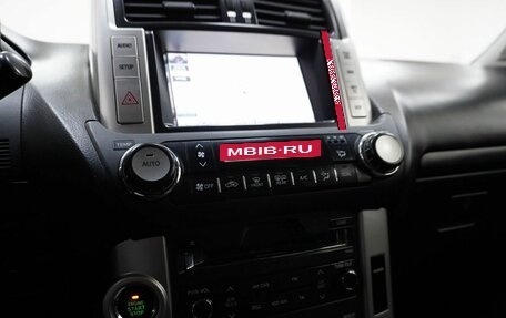 Toyota Land Cruiser Prado 150 рестайлинг 2, 2013 год, 2 700 000 рублей, 20 фотография