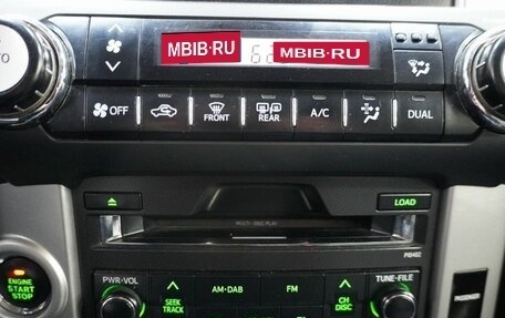 Toyota Land Cruiser Prado 150 рестайлинг 2, 2013 год, 2 700 000 рублей, 22 фотография