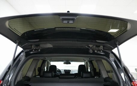 Toyota Land Cruiser Prado 150 рестайлинг 2, 2013 год, 2 700 000 рублей, 24 фотография