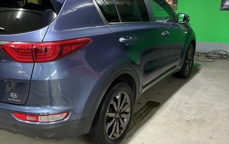 KIA Sportage IV рестайлинг, 2018 год, 2 400 000 рублей, 4 фотография