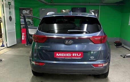 KIA Sportage IV рестайлинг, 2018 год, 2 400 000 рублей, 7 фотография