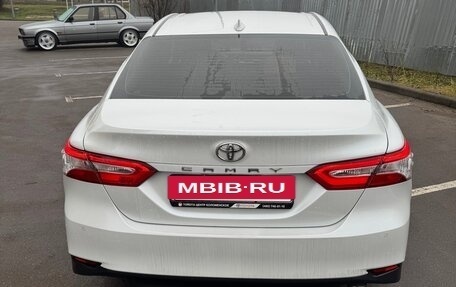 Toyota Camry, 2019 год, 2 750 000 рублей, 6 фотография