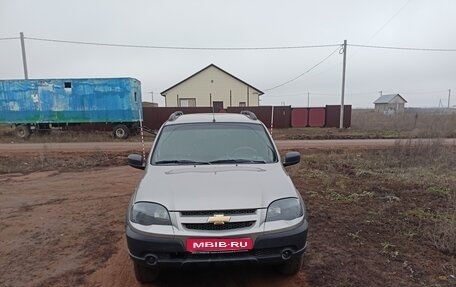 Chevrolet Niva I рестайлинг, 2016 год, 850 000 рублей, 1 фотография