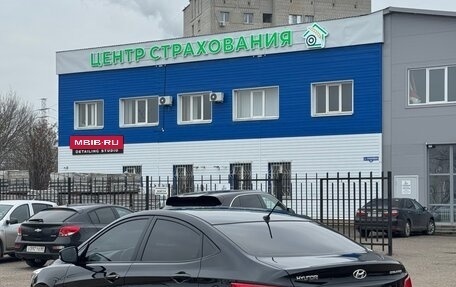 Hyundai Solaris II рестайлинг, 2015 год, 965 000 рублей, 3 фотография