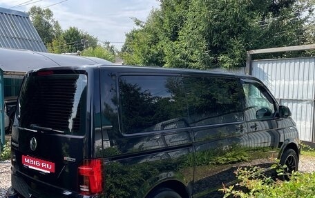 Volkswagen Caravelle T6 рестайлинг, 2021 год, 4 850 000 рублей, 6 фотография