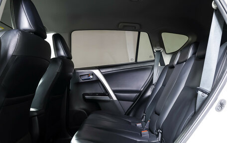 Toyota RAV4, 2016 год, 2 678 000 рублей, 12 фотография