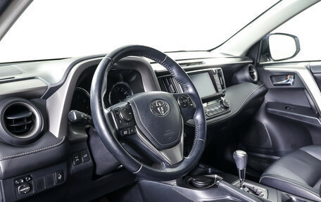 Toyota RAV4, 2016 год, 2 678 000 рублей, 14 фотография