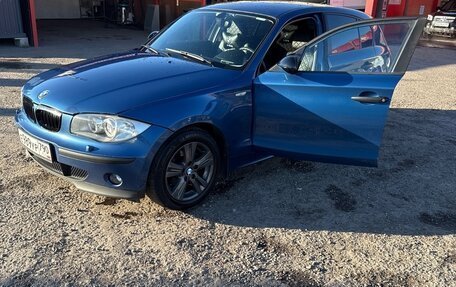 BMW 1 серия, 2006 год, 720 000 рублей, 3 фотография