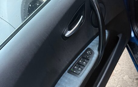 BMW 1 серия, 2006 год, 720 000 рублей, 11 фотография