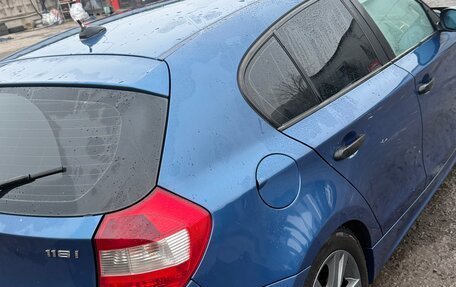 BMW 1 серия, 2006 год, 720 000 рублей, 24 фотография