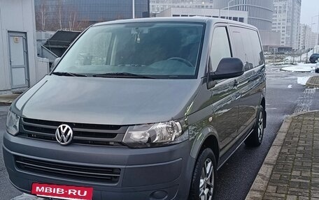 Volkswagen Caravelle T5, 2011 год, 2 350 000 рублей, 4 фотография