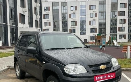 Chevrolet Niva I рестайлинг, 2019 год, 725 000 рублей, 2 фотография