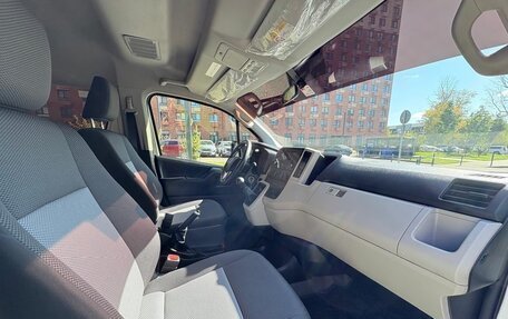 Toyota HiAce H300, 2021 год, 4 790 000 рублей, 15 фотография