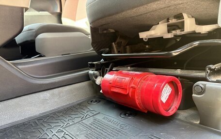 Toyota HiAce H300, 2021 год, 4 790 000 рублей, 14 фотография