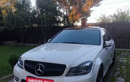 Mercedes-Benz C-Класс, 2011 год, 1 350 000 рублей, 3 фотография