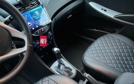 Hyundai Solaris II рестайлинг, 2011 год, 800 000 рублей, 14 фотография