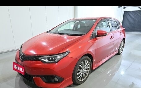 Toyota Auris II, 2016 год, 1 330 000 рублей, 2 фотография