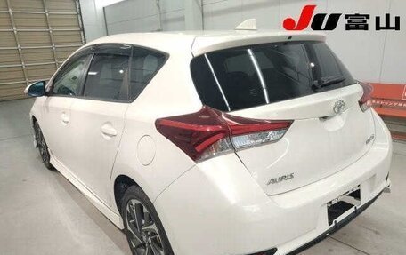 Toyota Auris II, 2017 год, 1 320 000 рублей, 2 фотография