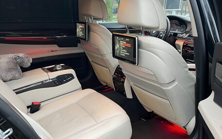 BMW 7 серия, 2013 год, 1 999 999 рублей, 9 фотография