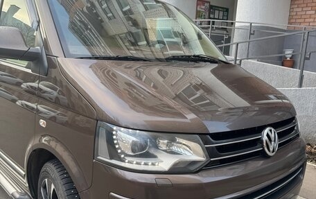 Volkswagen Multivan T5, 2013 год, 2 500 000 рублей, 4 фотография