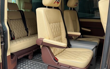 Volkswagen Multivan T5, 2013 год, 2 500 000 рублей, 11 фотография