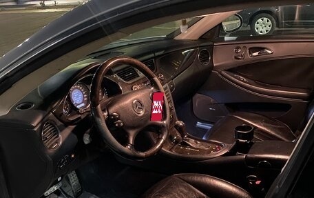 Mercedes-Benz CLS, 2004 год, 800 000 рублей, 5 фотография