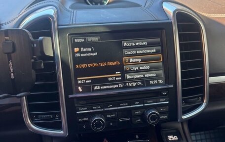 Porsche Cayenne III, 2012 год, 2 250 000 рублей, 13 фотография