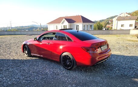 Mercedes-Benz E-Класс, 2014 год, 1 980 000 рублей, 4 фотография