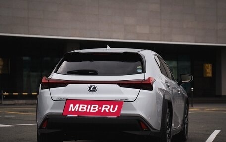 Lexus UX I, 2020 год, 3 500 000 рублей, 4 фотография