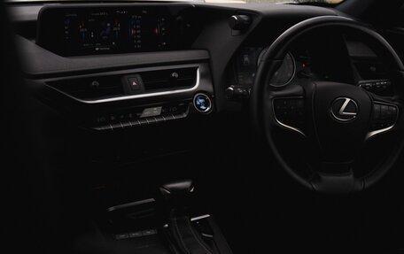 Lexus UX I, 2020 год, 3 500 000 рублей, 32 фотография
