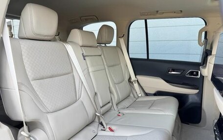 Toyota Land Cruiser, 2025 год, 11 155 116 рублей, 21 фотография